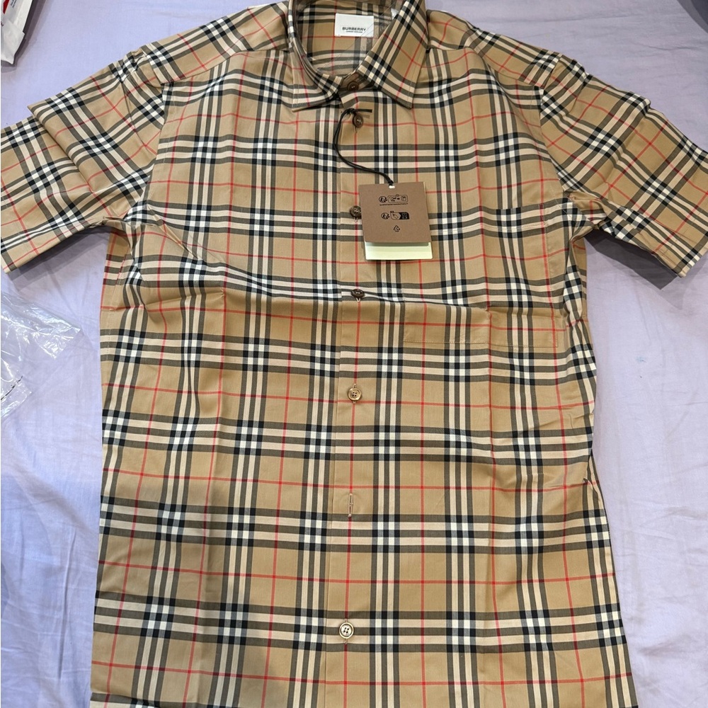 Burberry Beige Plaid Short-Sleeve Button-Down Shirt size XS